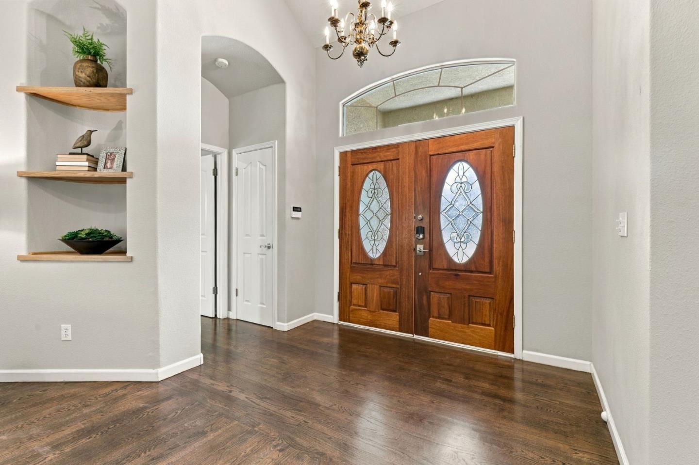 25 Jess Court, Hollister, CA 95023