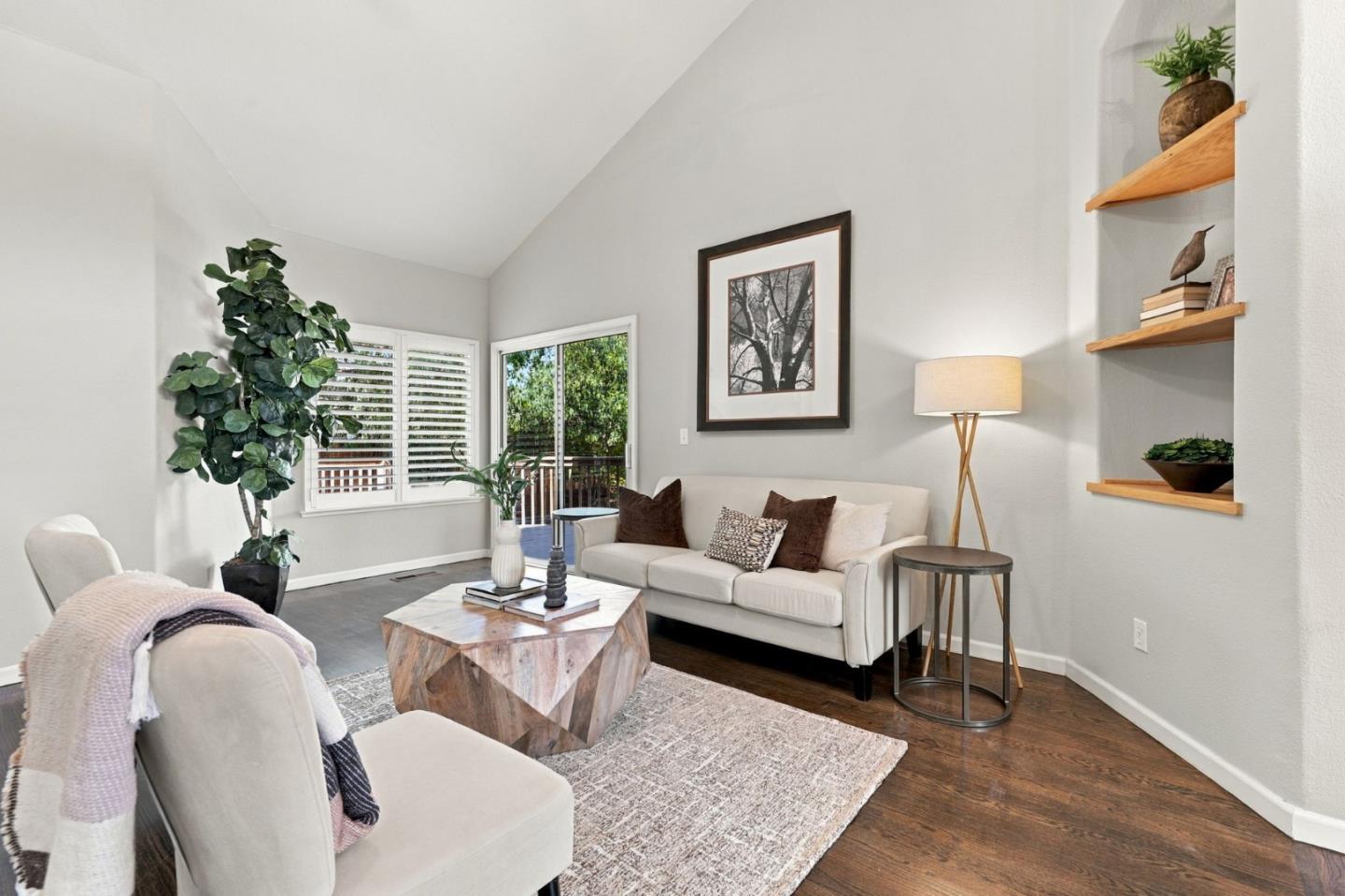 25 Jess Court, Hollister, CA 95023