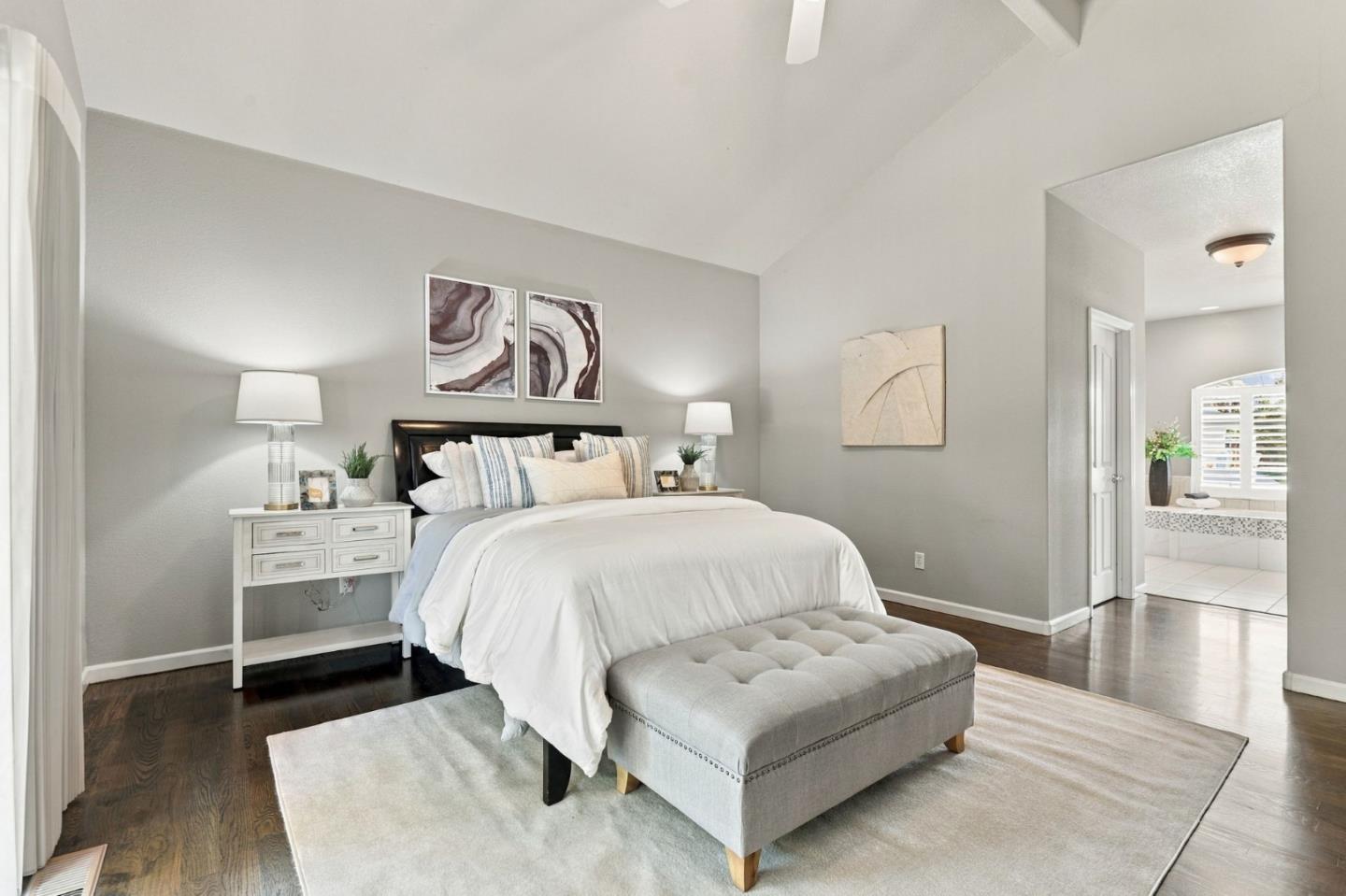 25 Jess Court, Hollister, CA 95023