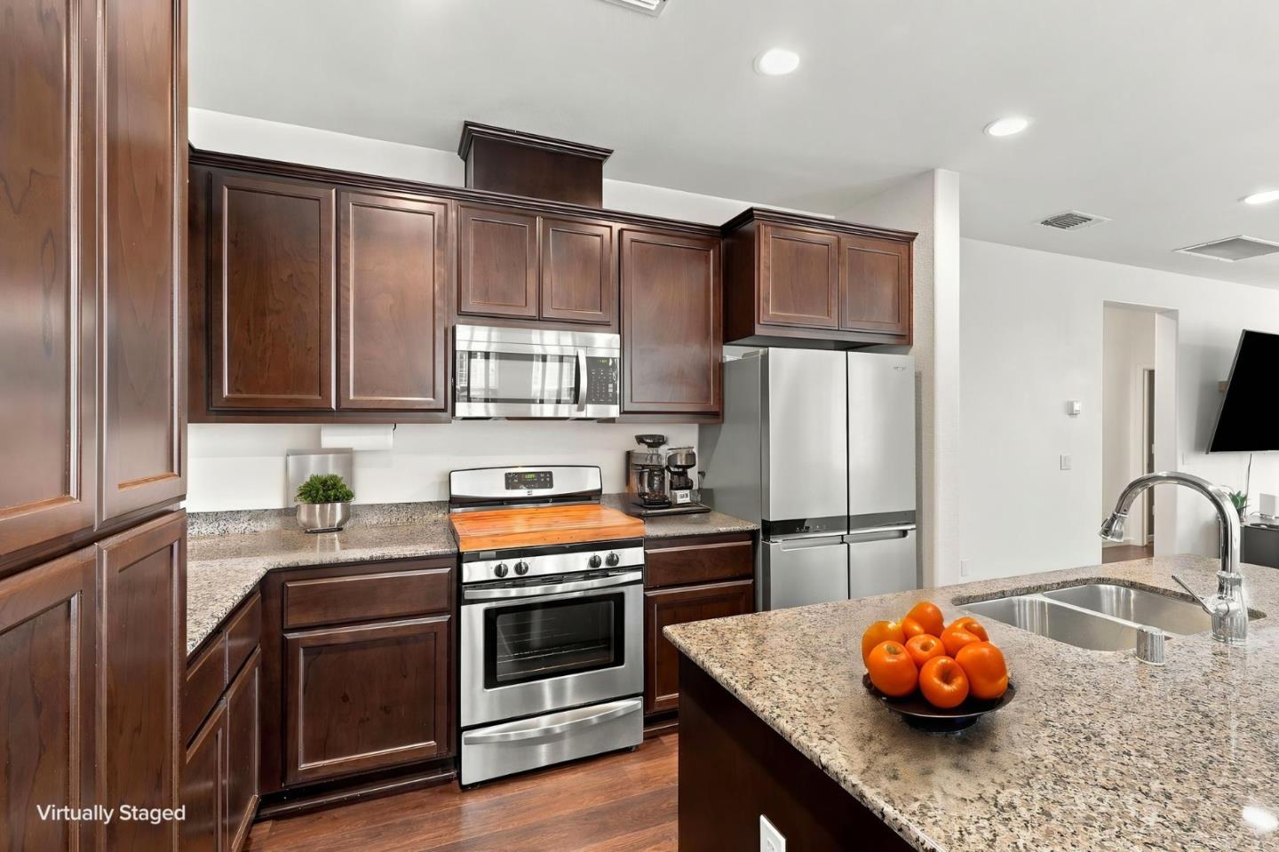 844 Castellona Drive, Newman, CA 95360