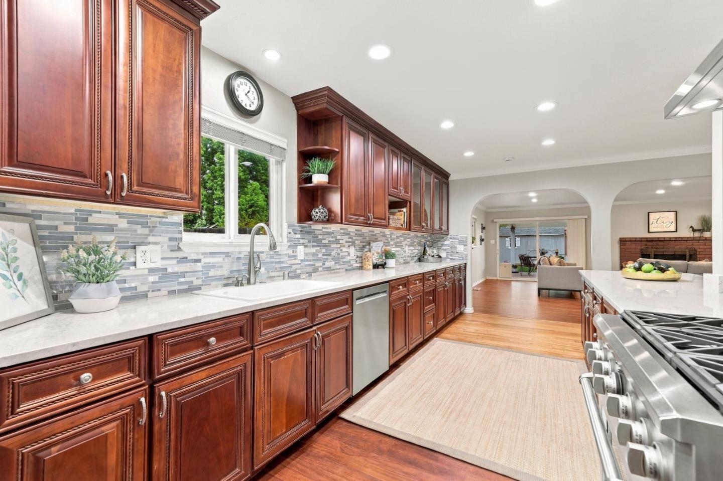 136 Pleasant Ridge Avenue, SanJose, CA 95127