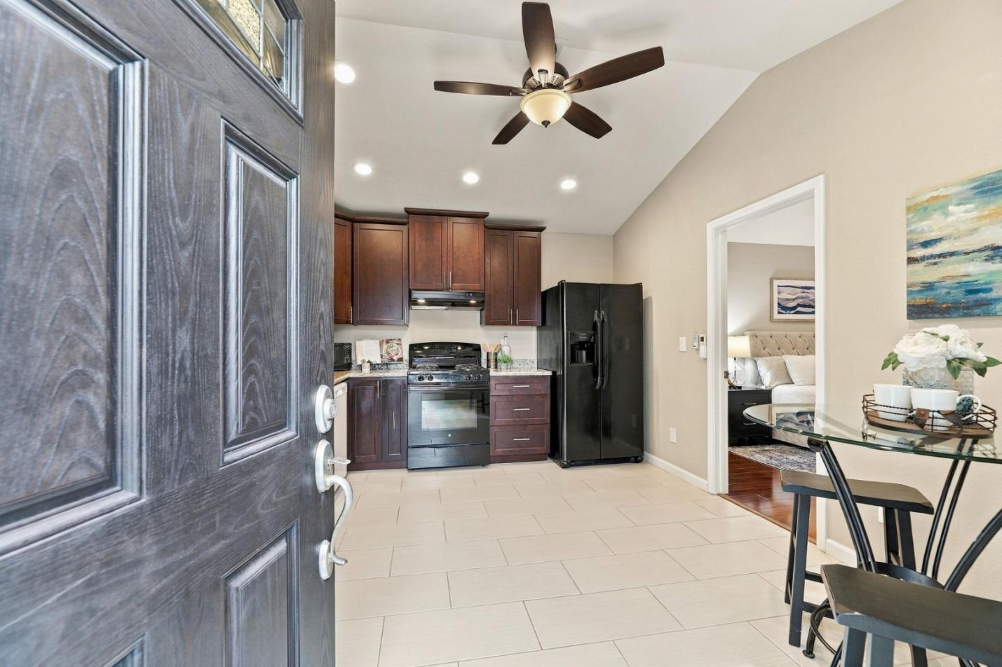 136 Pleasant Ridge Avenue, SanJose, CA 95127