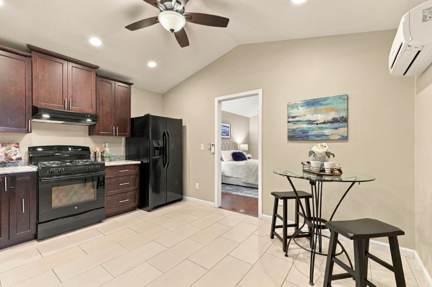 136 Pleasant Ridge Avenue, SanJose, CA 95127