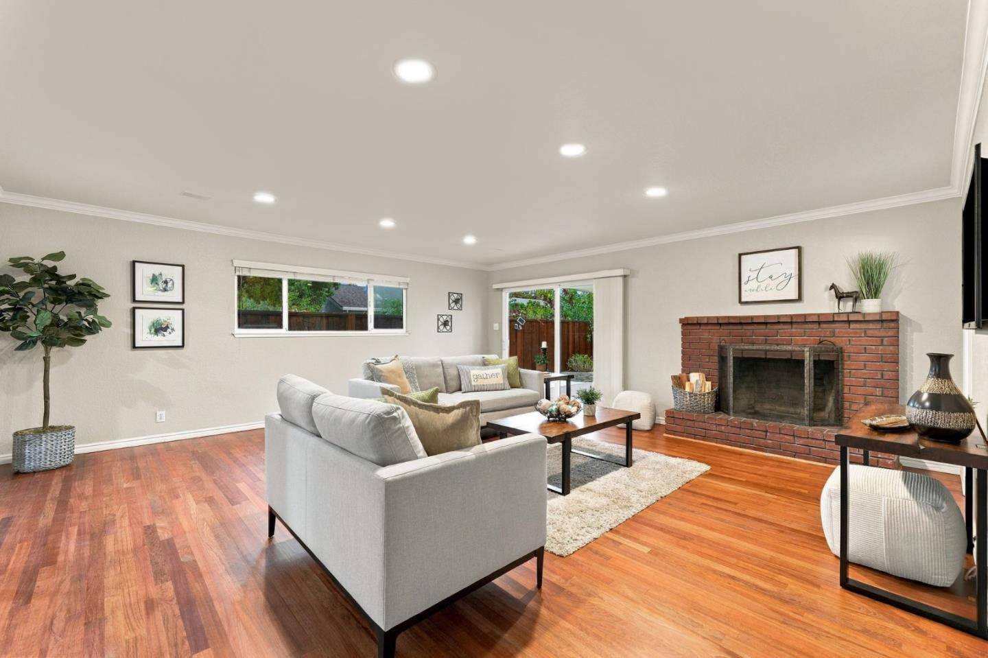 136 Pleasant Ridge Avenue, SanJose, CA 95127
