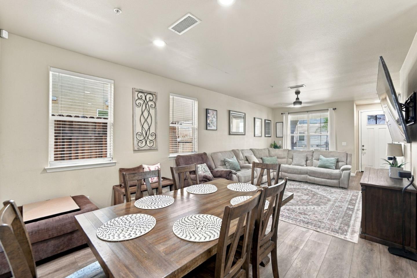 Greenfield, CA 93927