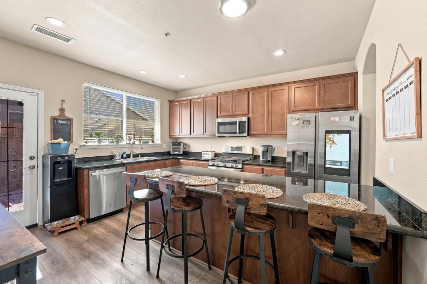 Greenfield, CA 93927