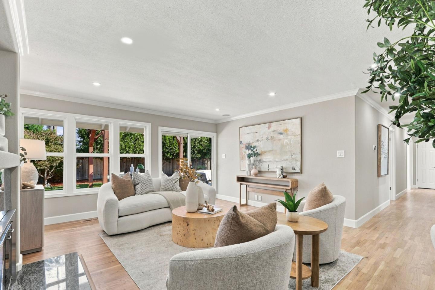 3367 Lindenoaks Drive, SanJose, CA 95117