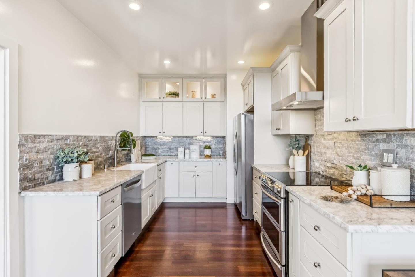 48 Rinconada Circle, Belmont, CA 94002