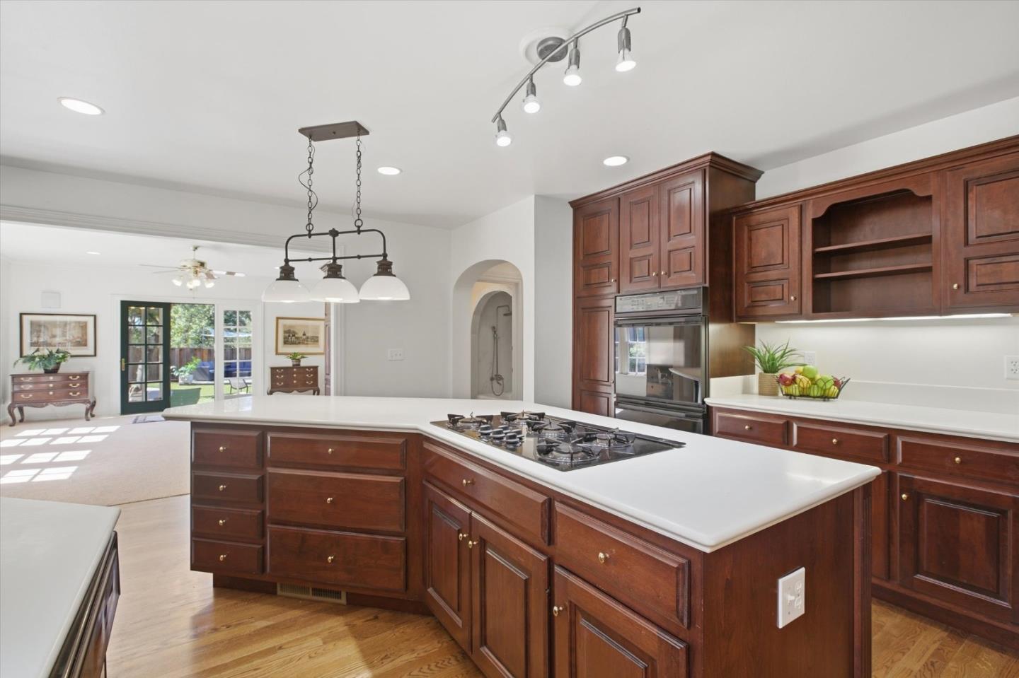 883 Riverside Drive, SanJose, CA 95125