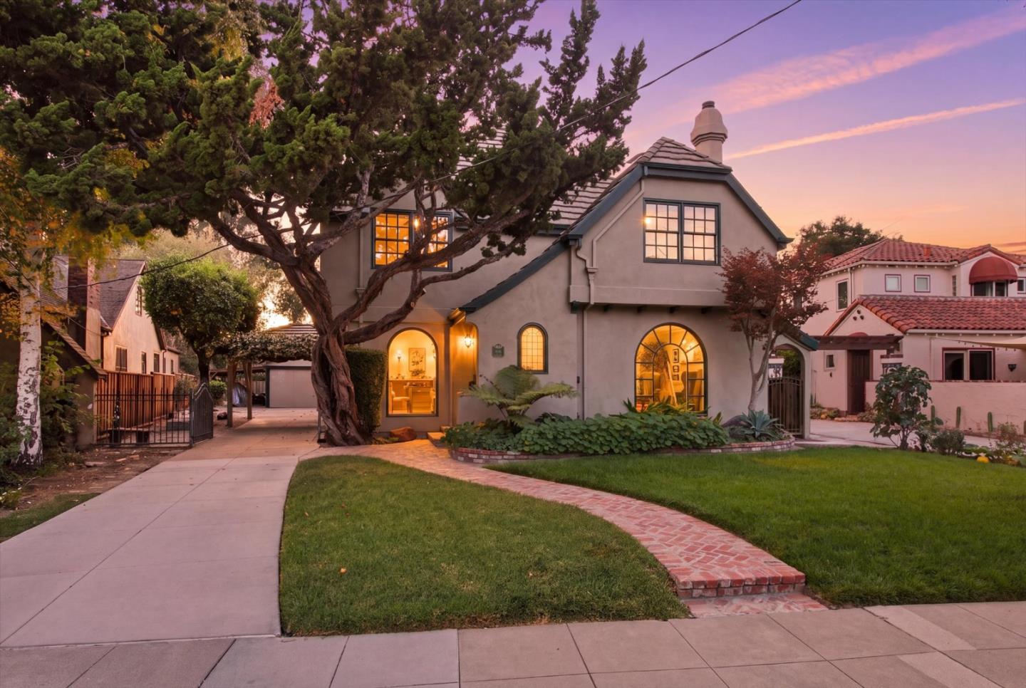 883 Riverside Drive, SanJose, CA 95125