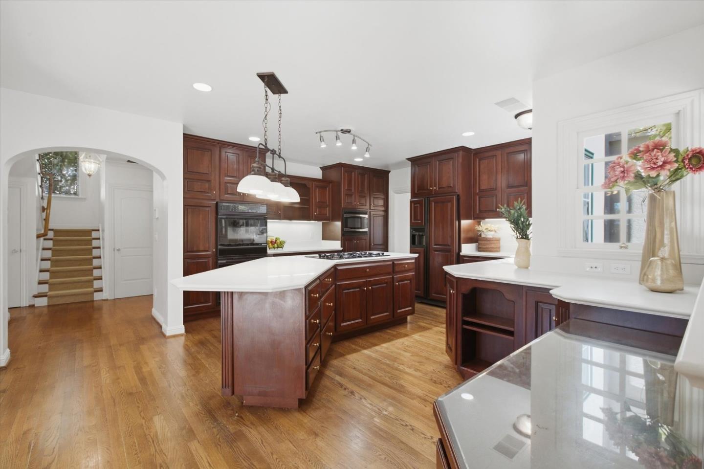 883 Riverside Drive, SanJose, CA 95125