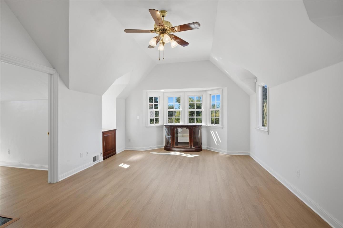 883 Riverside Drive, SanJose, CA 95125