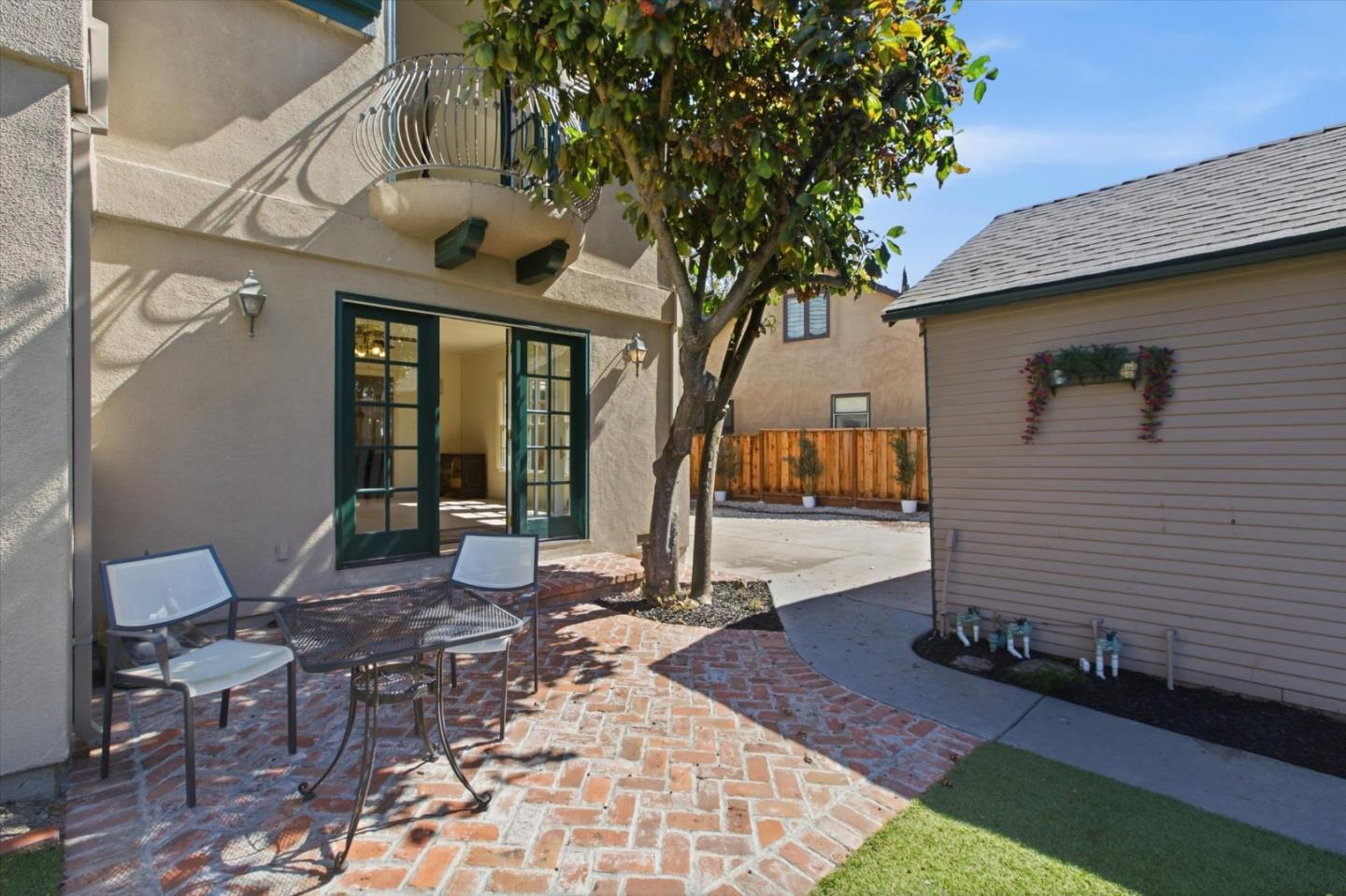 883 Riverside Drive, SanJose, CA 95125