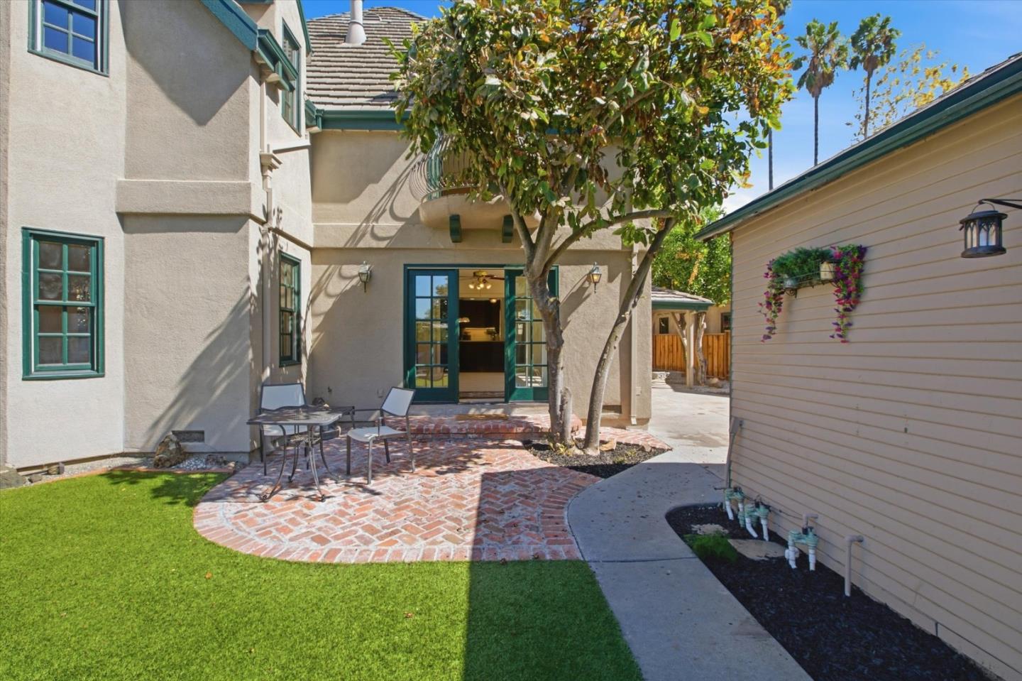 883 Riverside Drive, SanJose, CA 95125
