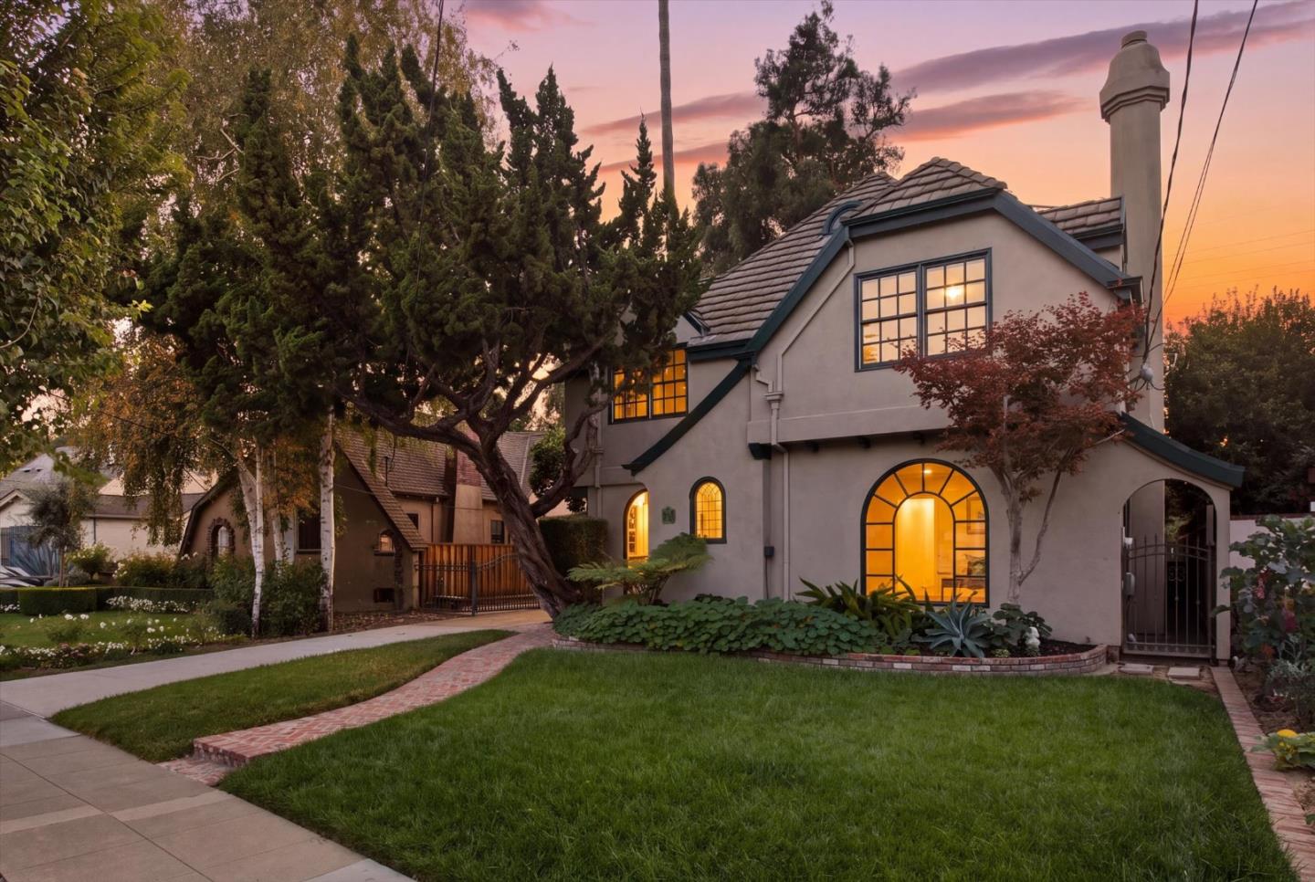 883 Riverside Drive, SanJose, CA 95125
