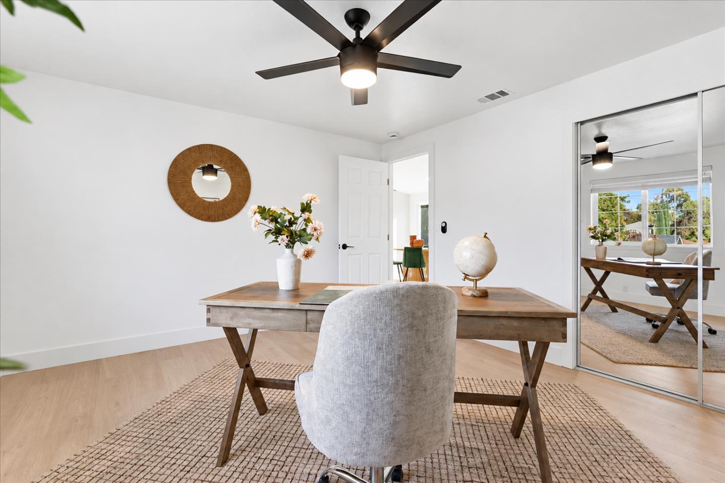 305 Castle Court, Roseville, CA 95678