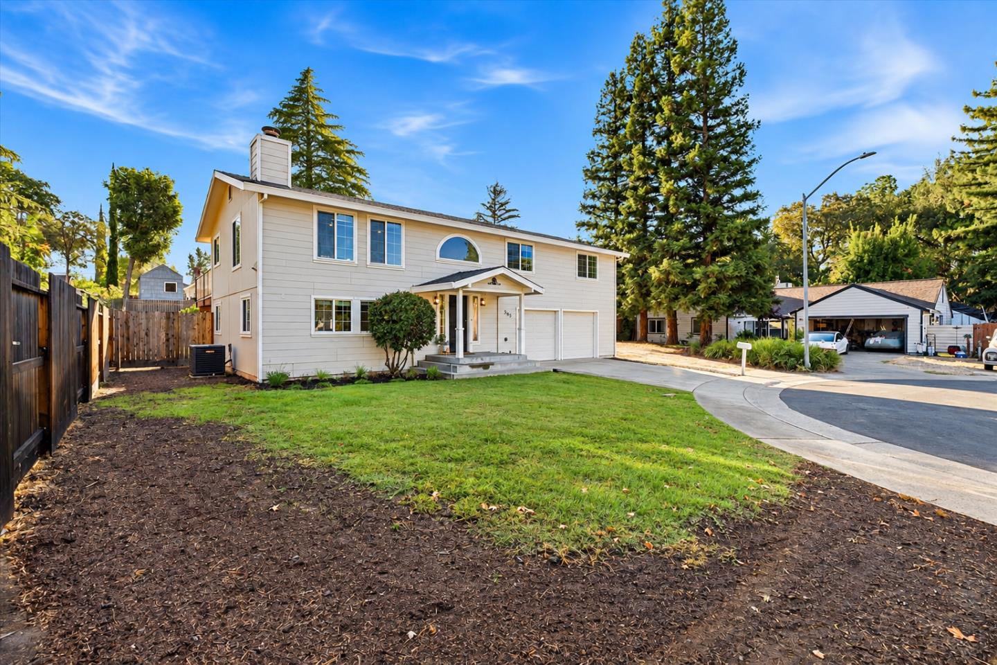 305 Castle Court, Roseville, CA 95678