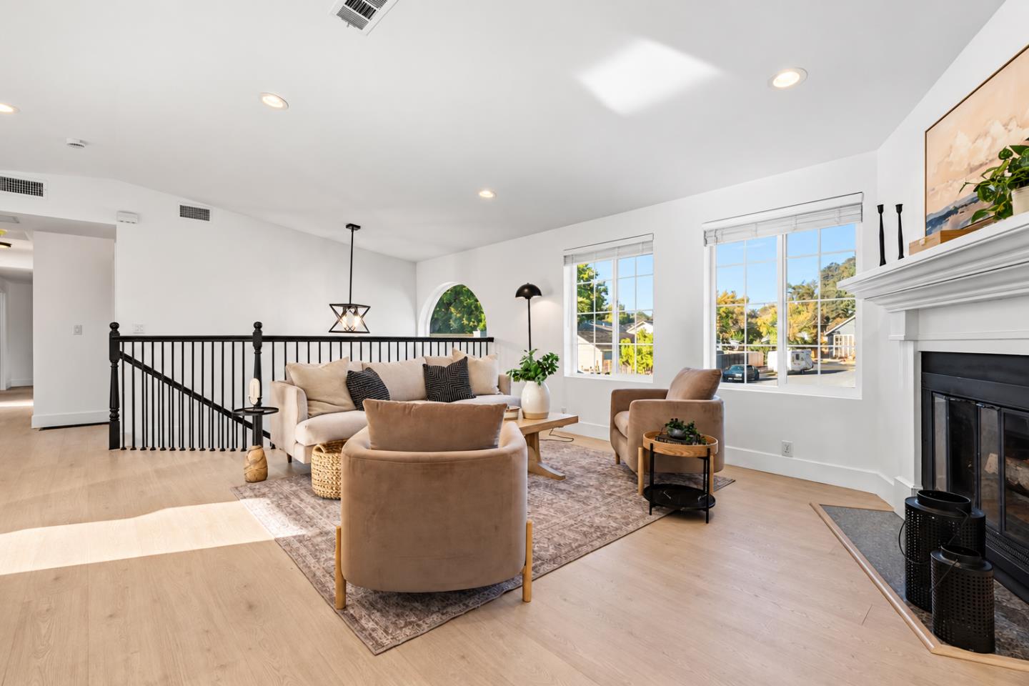305 Castle Court, Roseville, CA 95678