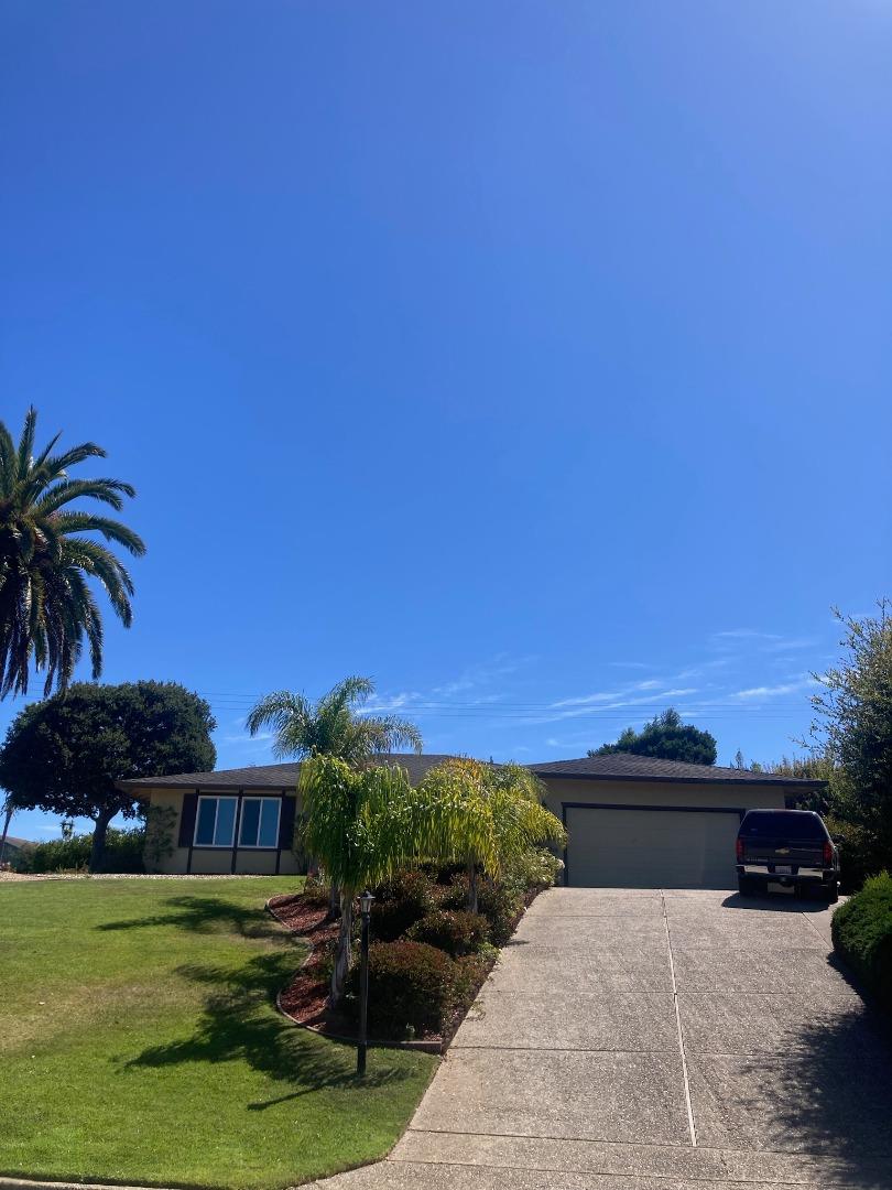 9801 Clover Trail, Salinas, CA 93907