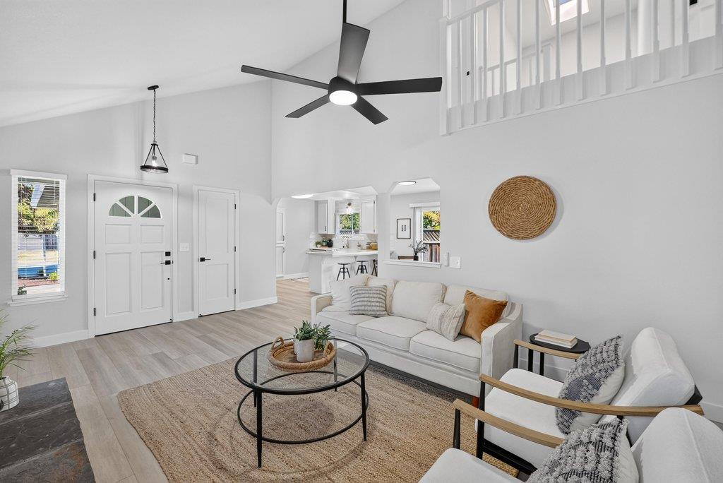 1828 Silvana Lane, SantaCruz, CA 95062