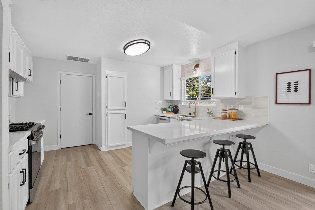 1828 Silvana Lane, SantaCruz, CA 95062