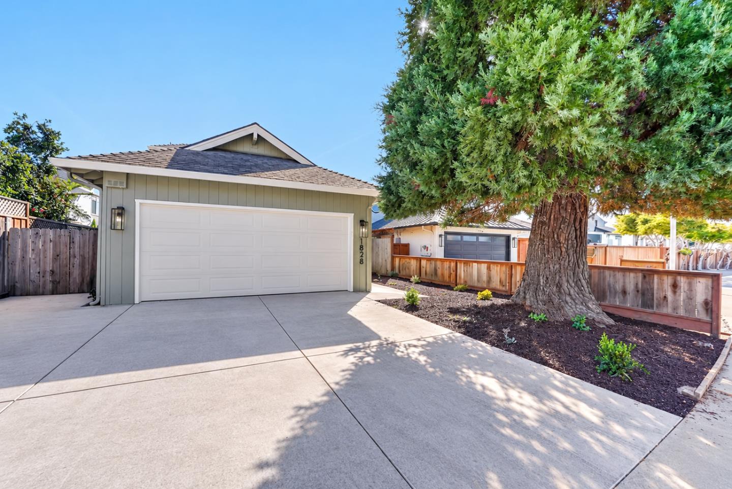 1828 Silvana Lane, SantaCruz, CA 95062