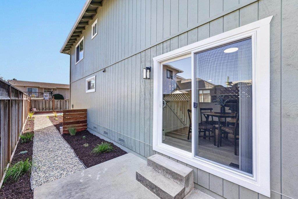 1828 Silvana Lane, SantaCruz, CA 95062