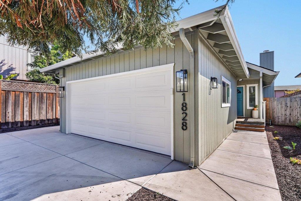 1828 Silvana Lane, SantaCruz, CA 95062