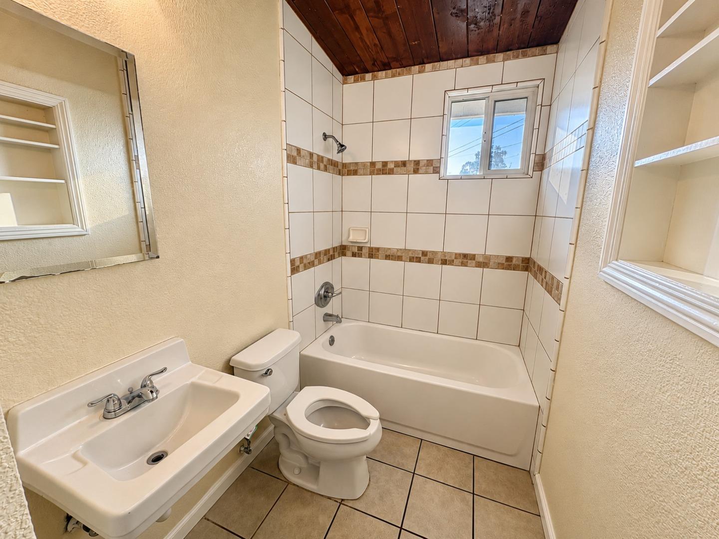 624 John Street, Salinas, CA 93905