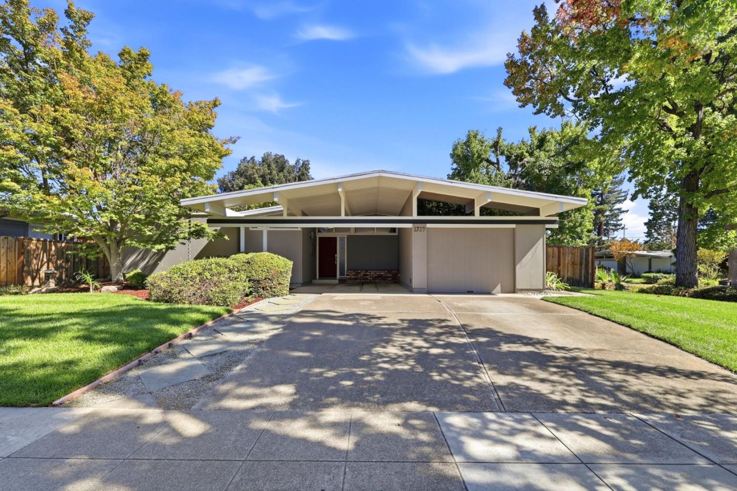 1729 Comstock Way, SanJose, CA 95124