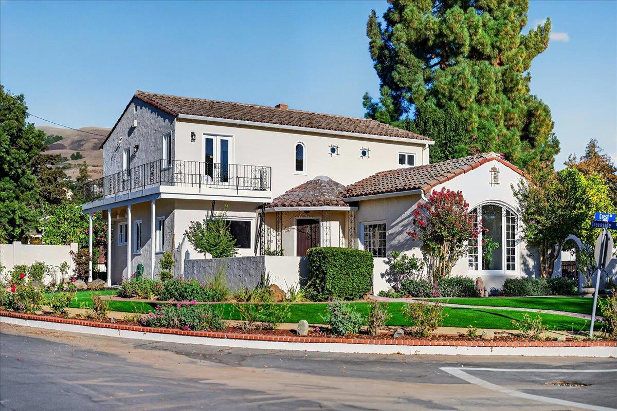 398 Crest Drive, SanJose, CA 95127