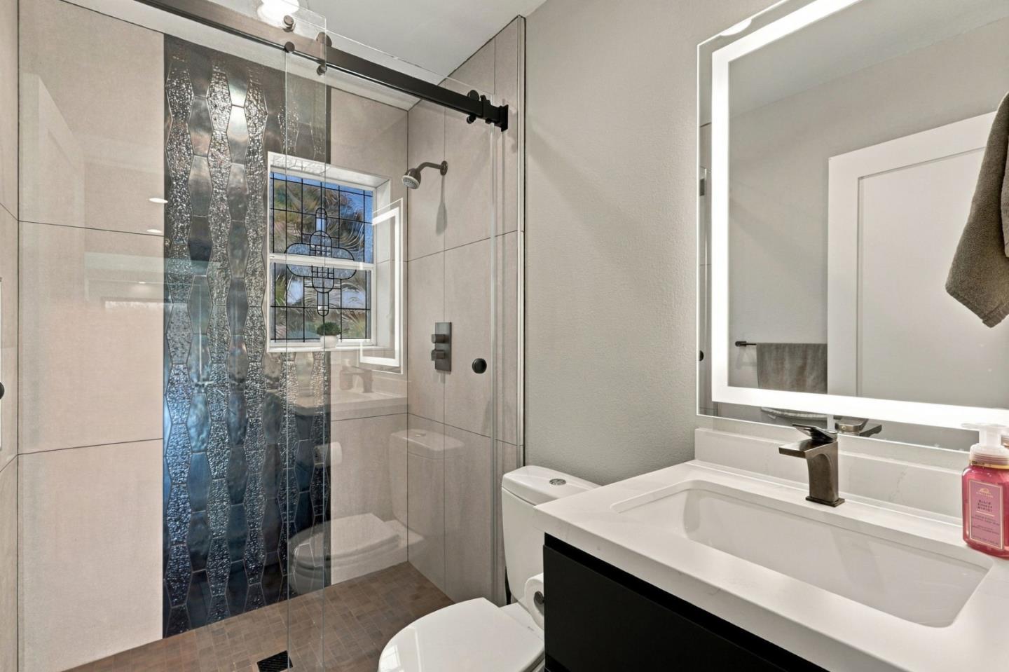 22348 Mcclellan Road, Cupertino, CA 95014