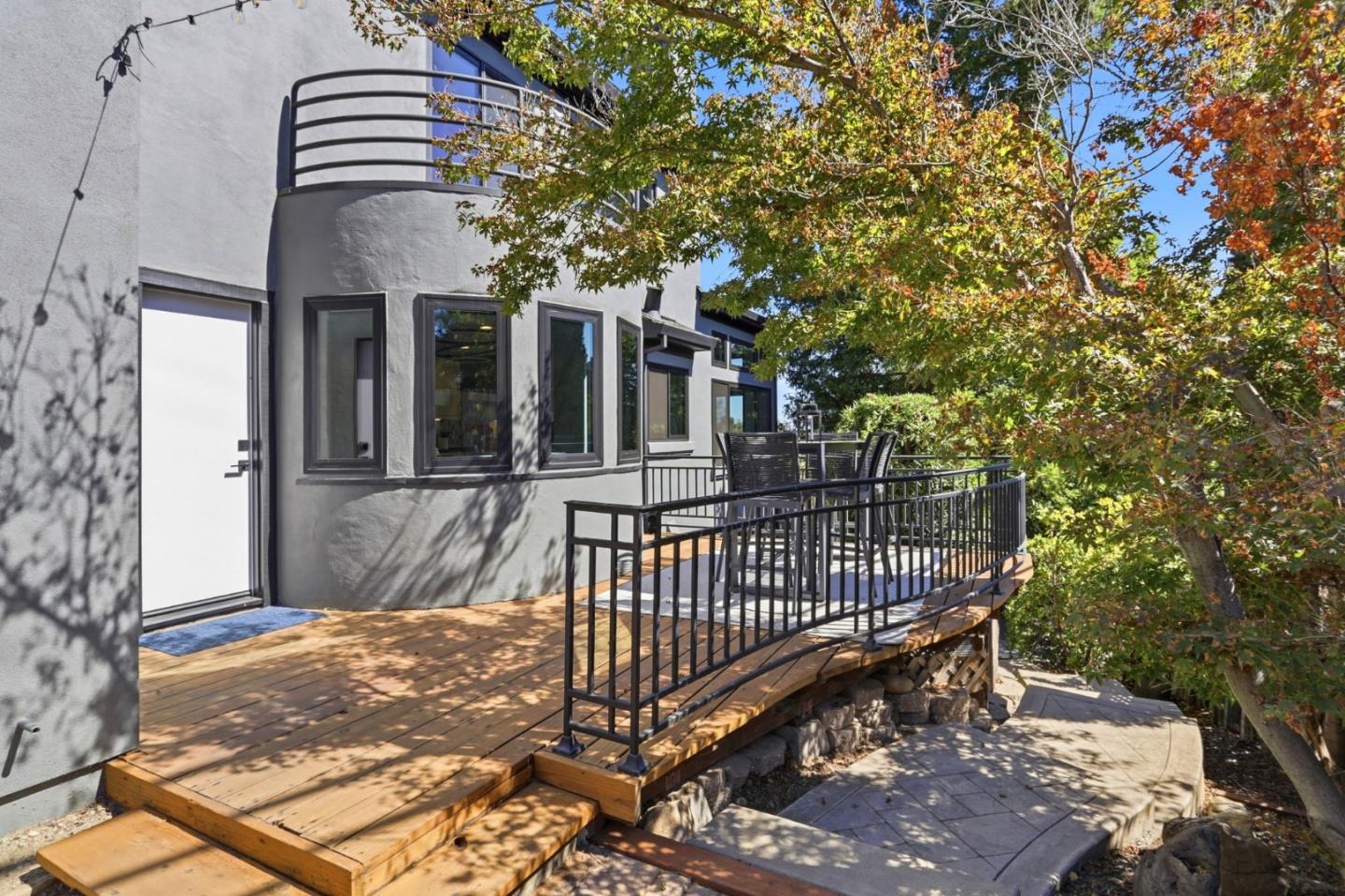 22348 Mcclellan Road, Cupertino, CA 95014