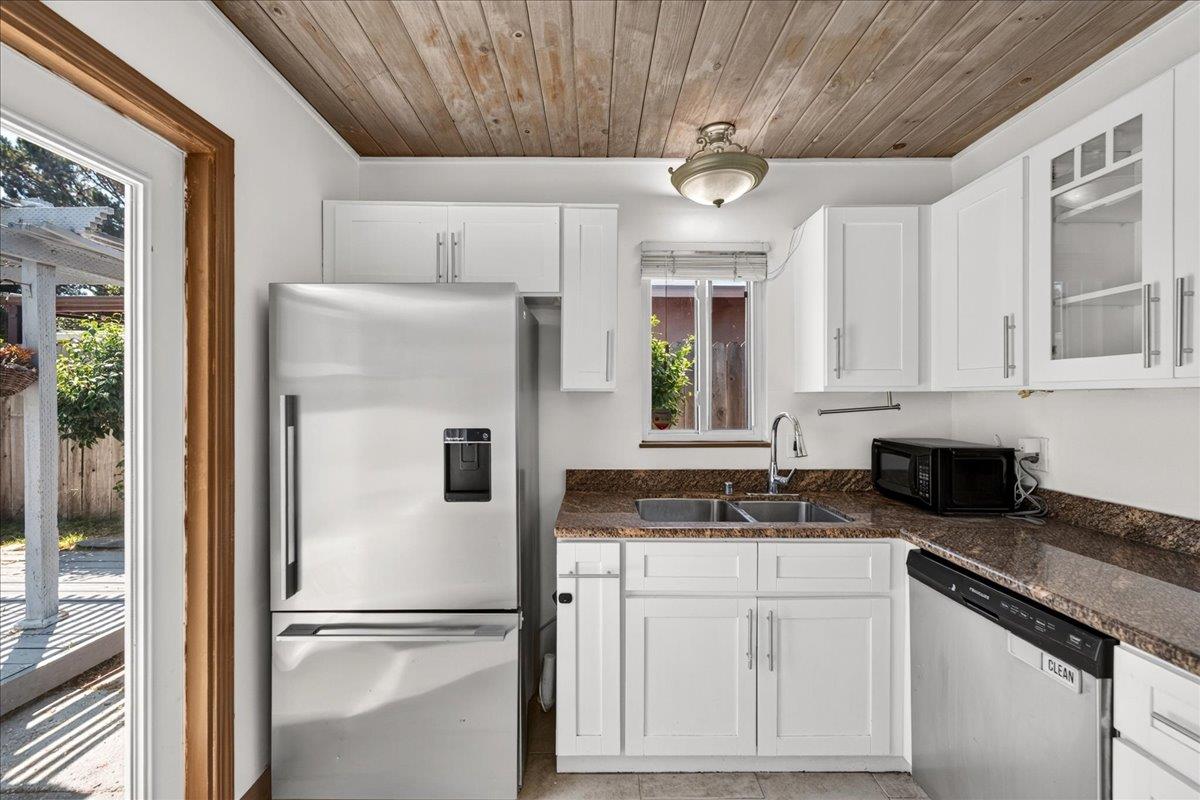 1111 Marionola Way, Pinole, CA 94564