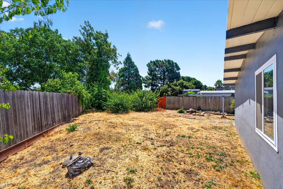 1111 Marionola Way, Pinole, CA 94564