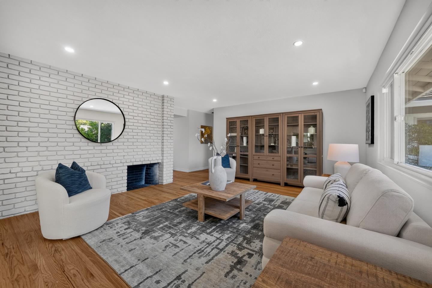1443 Hollenbeck Avenue, Sunnyvale, CA 94087