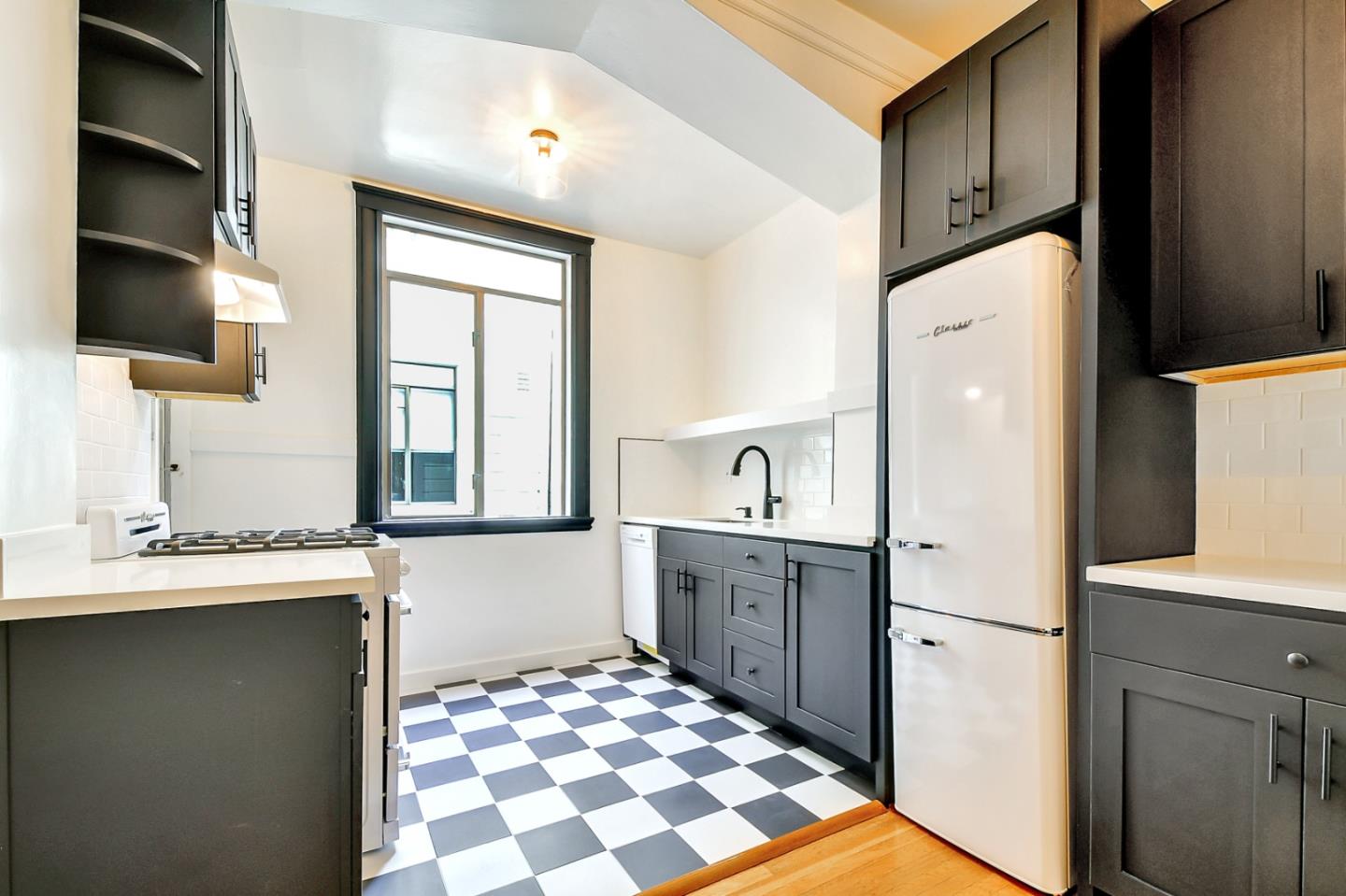 3554 Pierce Street, SanFrancisco, CA 94123