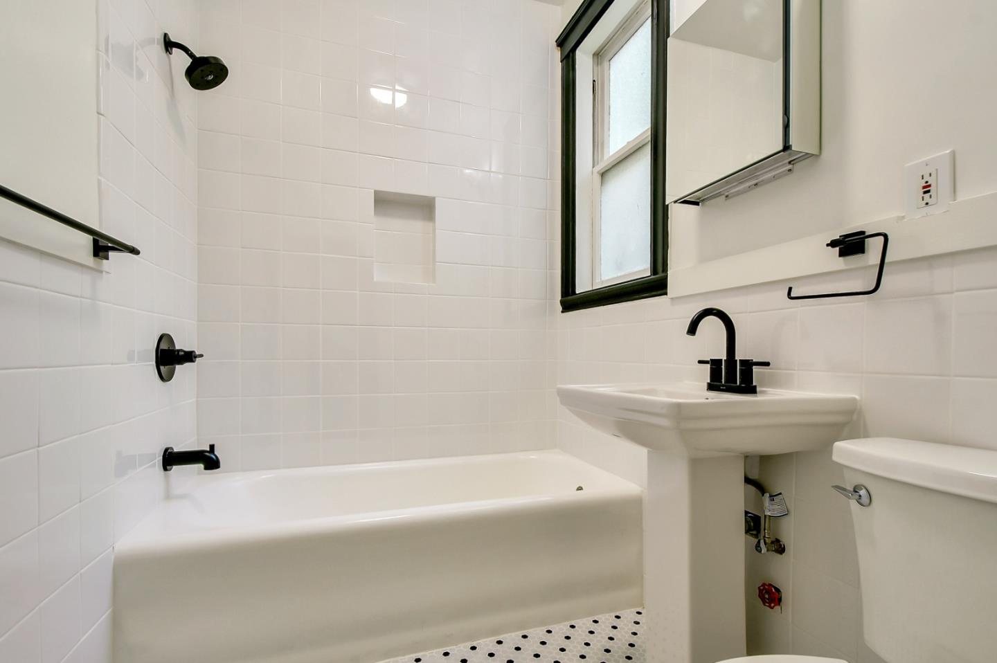 3554 Pierce Street, SanFrancisco, CA 94123