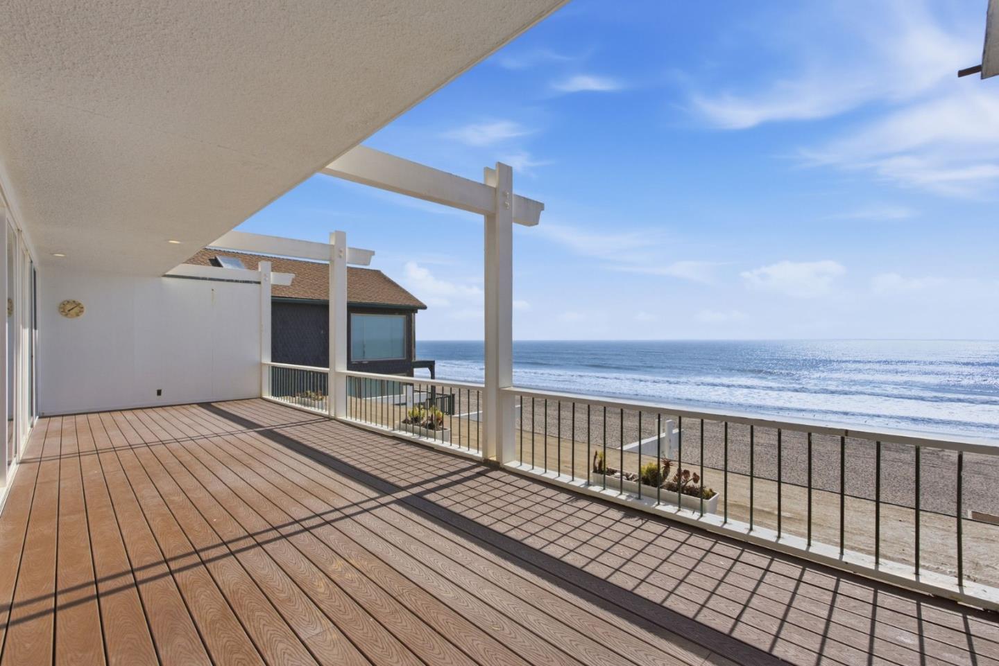 300 Oceanview Drive, #302, LaSelvaBeach, CA 95076