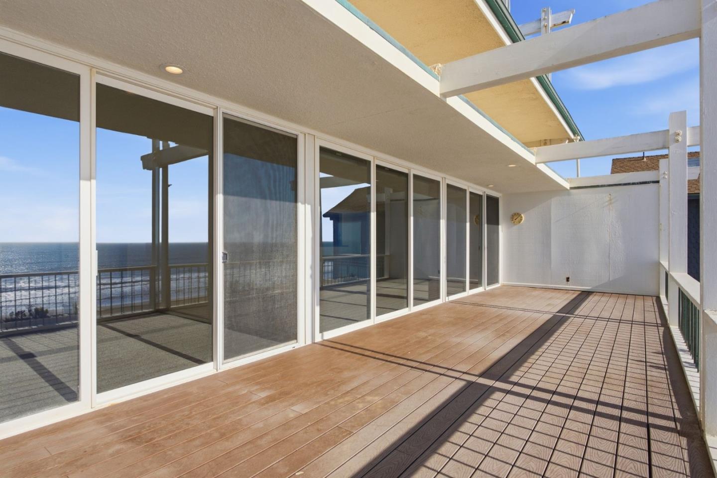 300 Oceanview Drive, #302, LaSelvaBeach, CA 95076