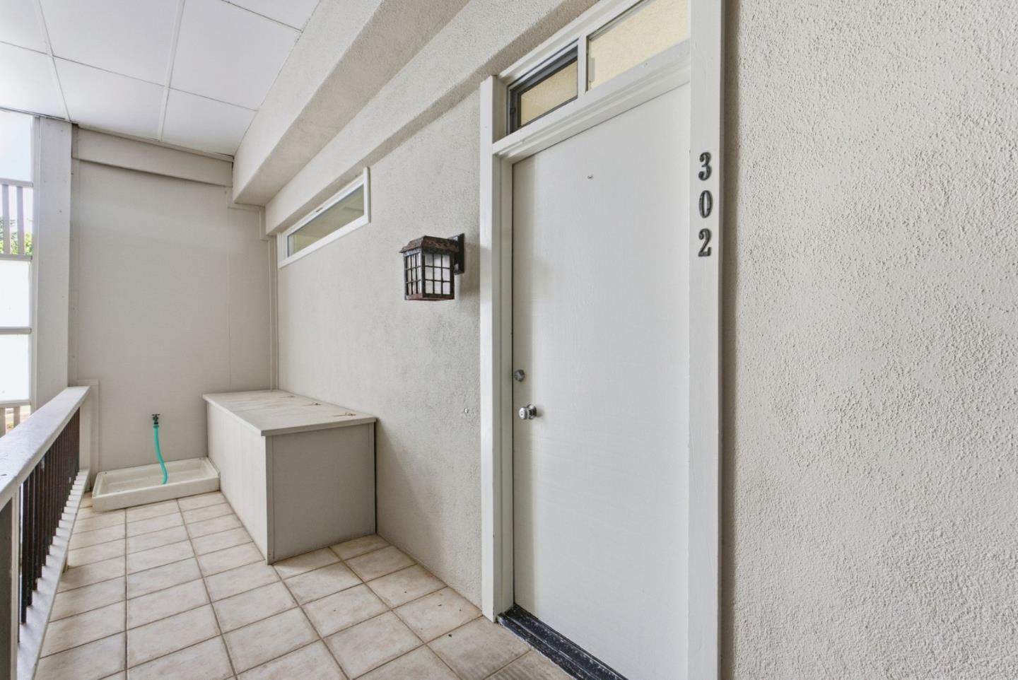 300 Oceanview Drive, #302, LaSelvaBeach, CA 95076