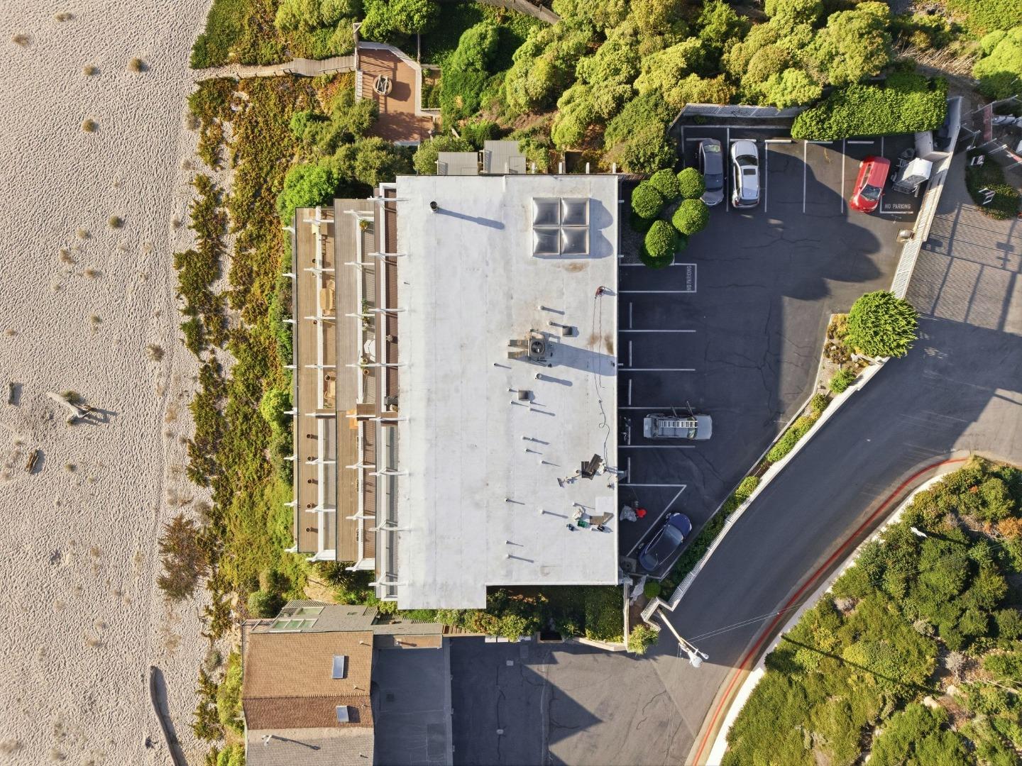 300 Oceanview Drive, #302, LaSelvaBeach, CA 95076