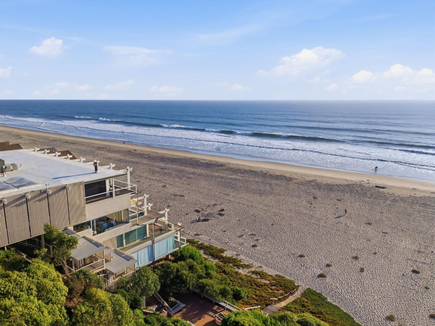 300 Oceanview Drive, #302, LaSelvaBeach, CA 95076