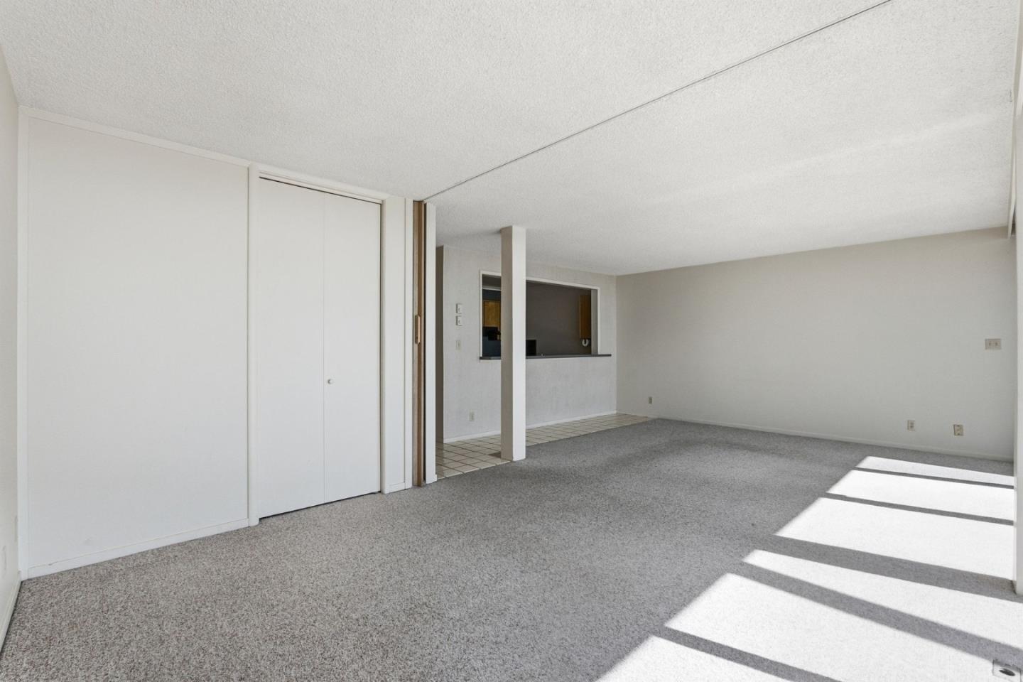 300 Oceanview Drive, #302, LaSelvaBeach, CA 95076