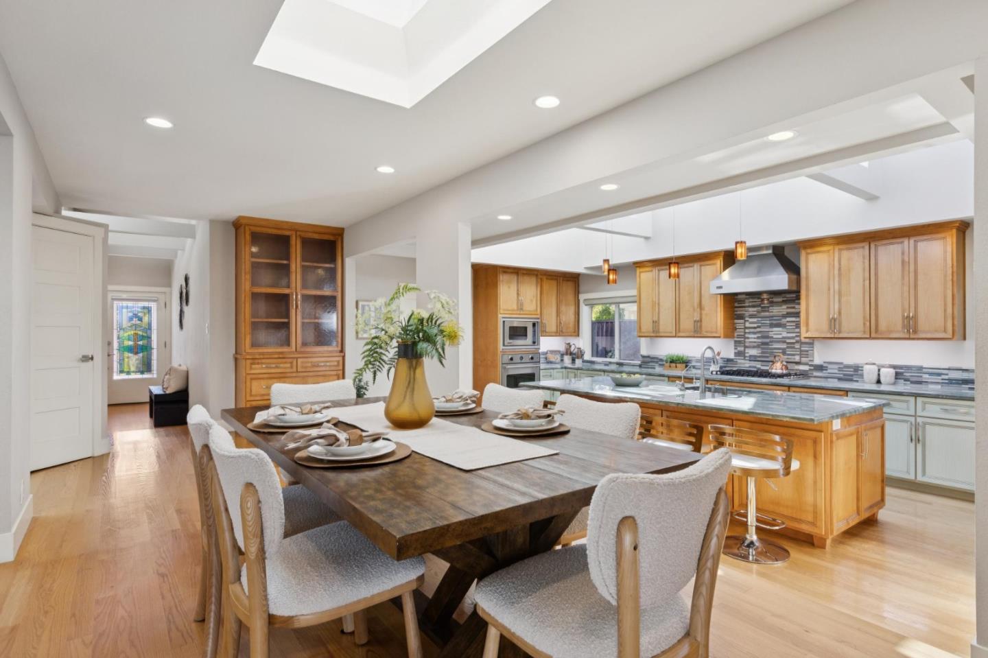 17341 East Vineland Avenue, LosGatos, CA 95030