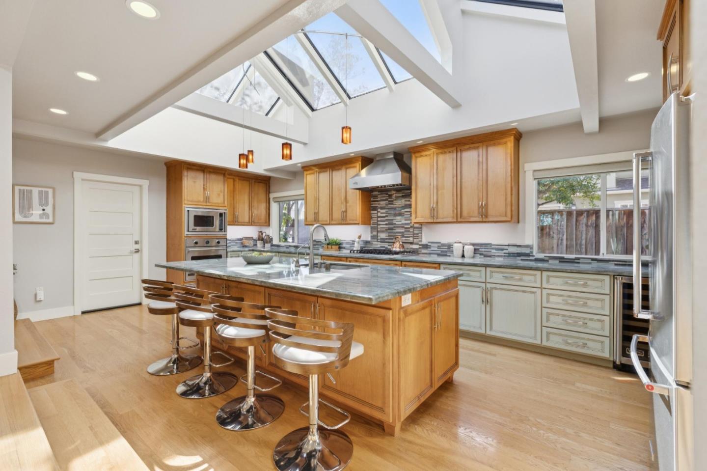 17341 East Vineland Avenue, LosGatos, CA 95030