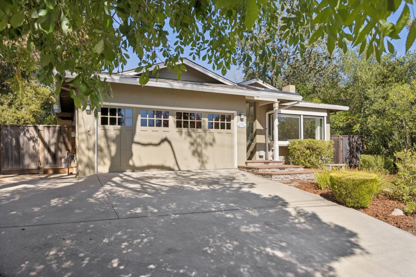 17341 East Vineland Avenue, LosGatos, CA 95030