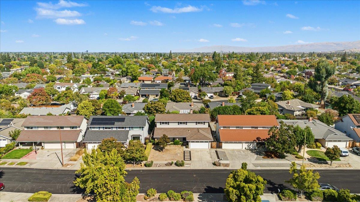 1695 Almond Blossom Lane, SanJose, CA 95124