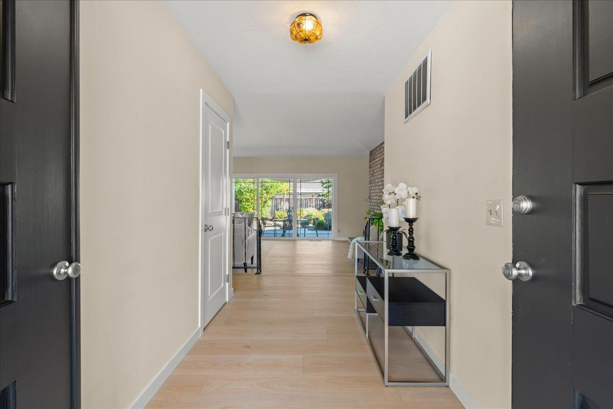 1695 Almond Blossom Lane, SanJose, CA 95124
