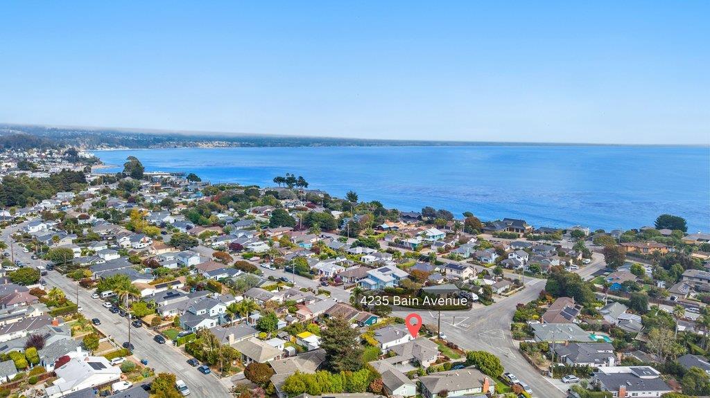 4235 Bain Avenue, SantaCruz, CA 95062